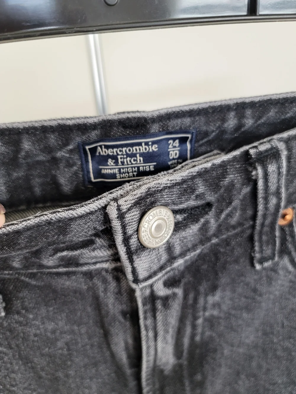 Abercrombie Black Acid Wash High Rise Denim Shorts Side Stripe Frayed 24 00
